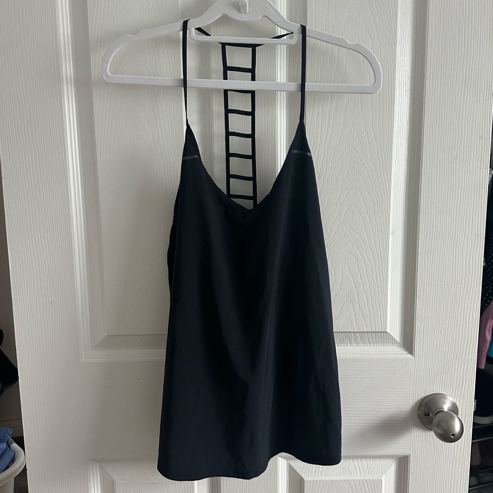Lululemon black mesh tank top